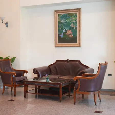Royal Suite Hotel Bangkok-3