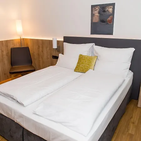 Hotel Goldenes Rad-2