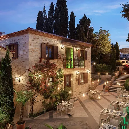 Doubletree By Hilton Kusadasi-3
