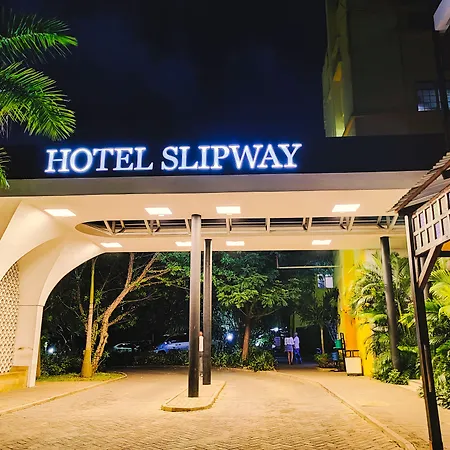 Hotel Slipway-2