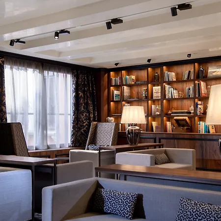 Palazzo Veneziano - Venice Collection-3