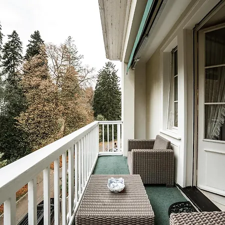 Villa Hedwig - Schwarzwald Apartments mit Thermalbad-Nähe&Balkon mit Bergblick-3