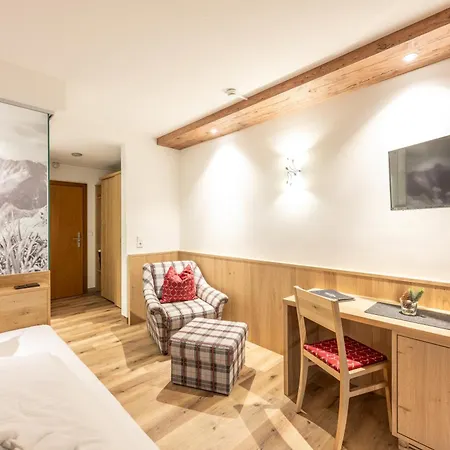Hotel Garni Schellenberg-3