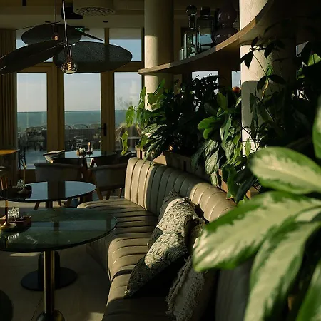 Boutique Hotel Blendin Bloemendaal Aan Zee-3