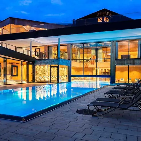 Landhotel Gut Sonnberghof-2