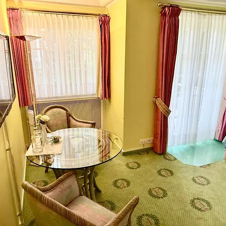 Boutique Hotel Villa Am See (Adults Only)-3