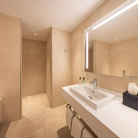 Van der Valk Hotel Schiphol-3