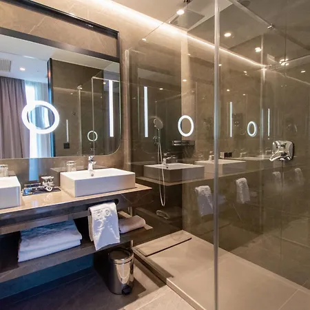 Hotel Giralda Center-3