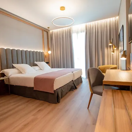 Hotel Giralda Center-2