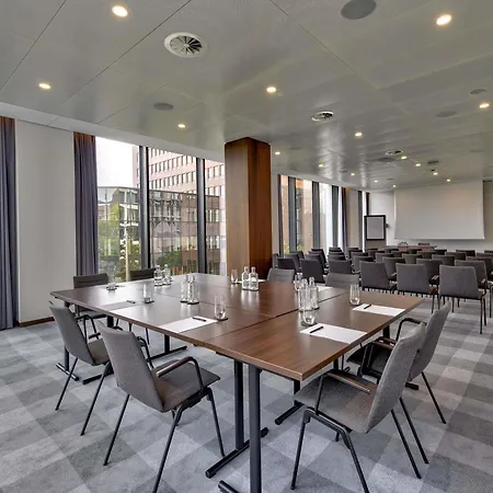 Moevenpick Hotel Basel-3
