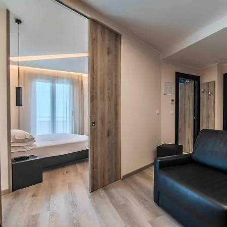 Hotel Cesare Augustus-3