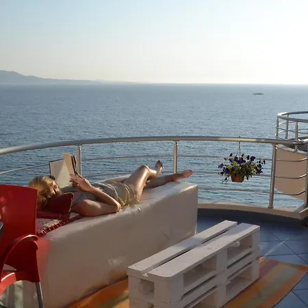 Hotel Seaside Saranda-3