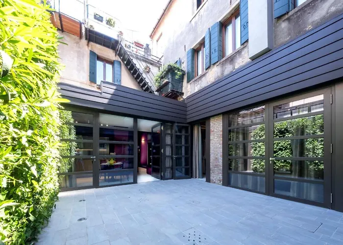 Hotel nahe College: Residence Poli Venezia