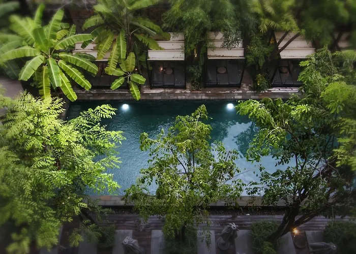 Larimar Hotel & Resort