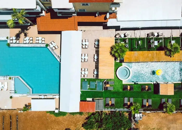  Philoxenia & Spa