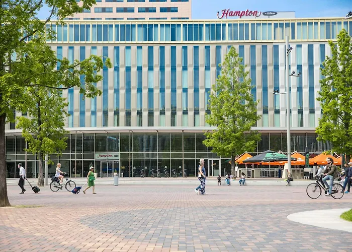 3-Sterne-Hotel: Hampton By Hilton Amsterdam Arena Boulevard