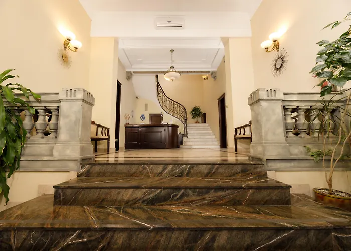 3 SterneHotel Atrium Ateneu City Center