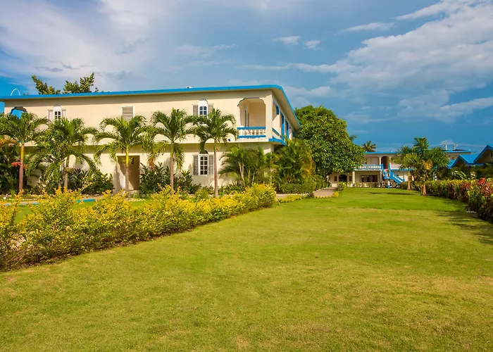 Travellers Beach