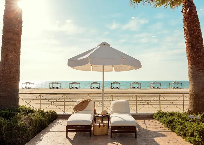 Resort: Mediterranean Village Hotel & Spa
