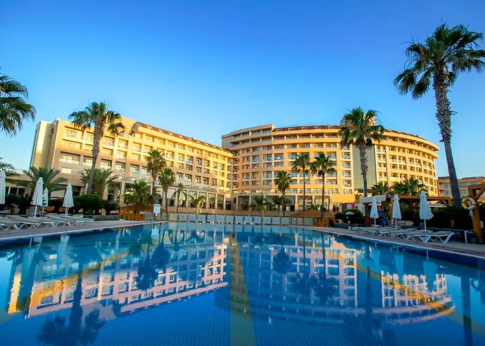 Strandhotel: Fame Residence Lara & Spa