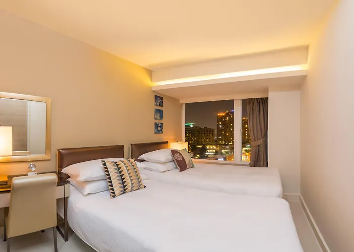 Aparthotel: Kowloon Harbourfront Hotel