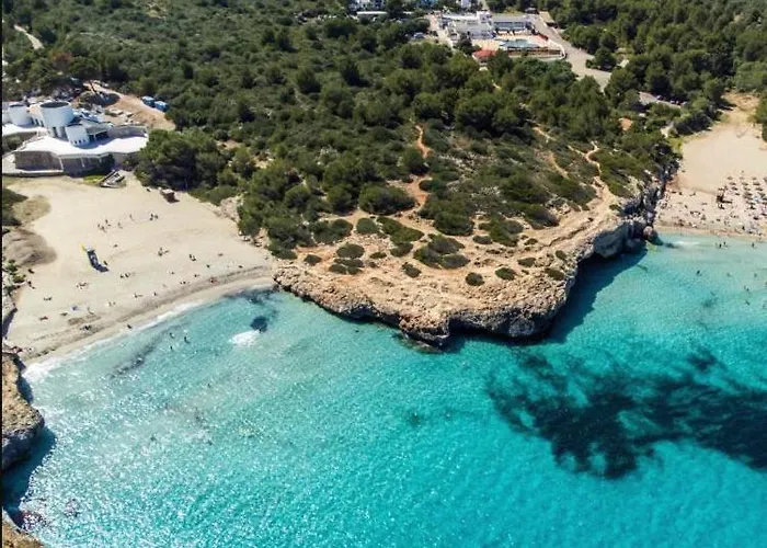 Hotel nahe College: Club Cala Domingos