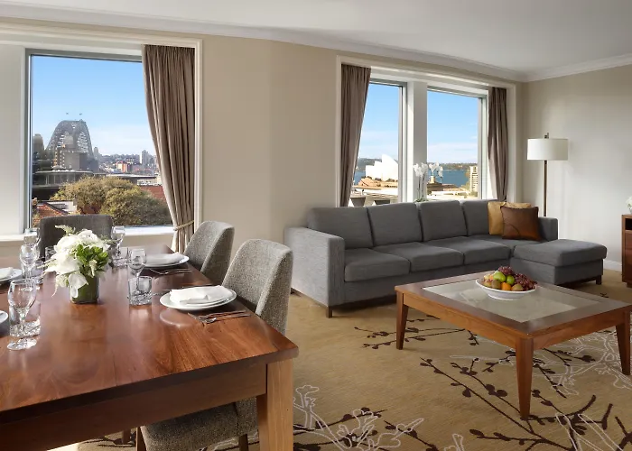 Resort: Shangri-La Sydney