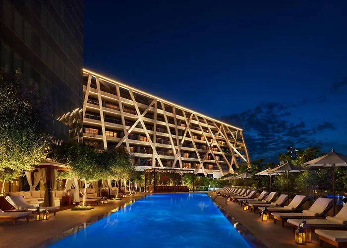 Hotel: The Abu Dhabi Edition
