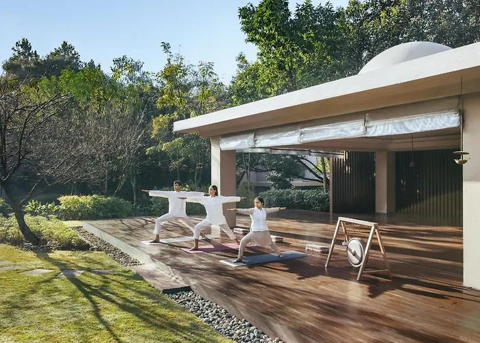 Jacuzzi-Hotel: Six Senses Vana - A Wellness Retreat