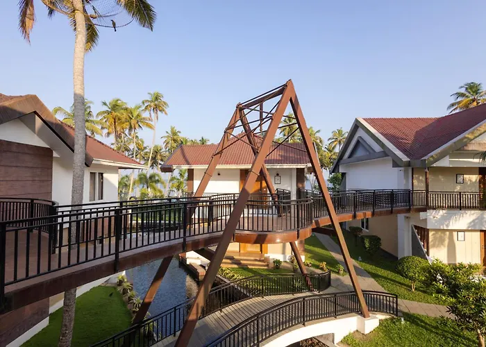 Lake Canopy Alleppey
