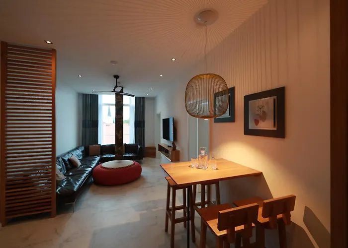 36 Pho Co Hotel & Suites