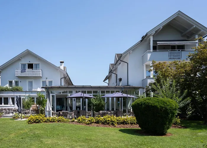Hotel mit Pool: Hotel Villa Flora