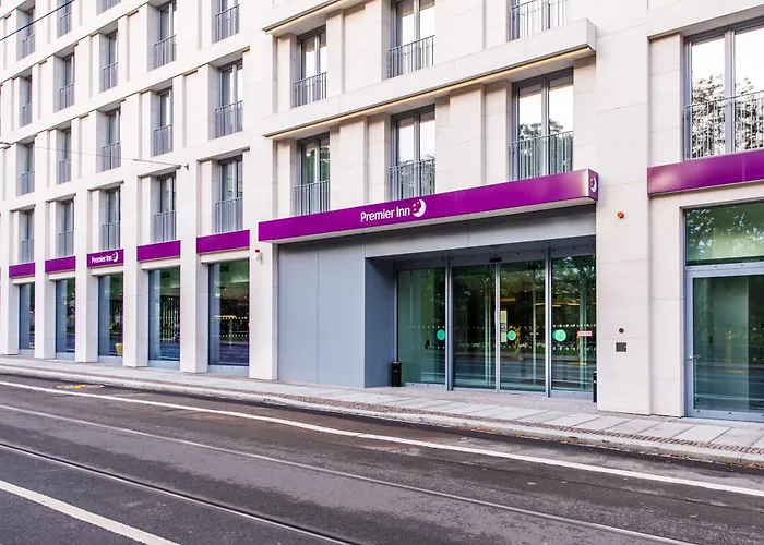 Premier Inn City Oper