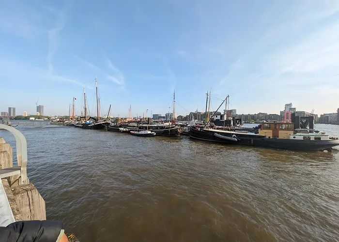Tobacco Docks & St Katherine'S Rooms