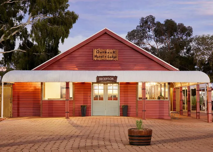  Outback Hotel