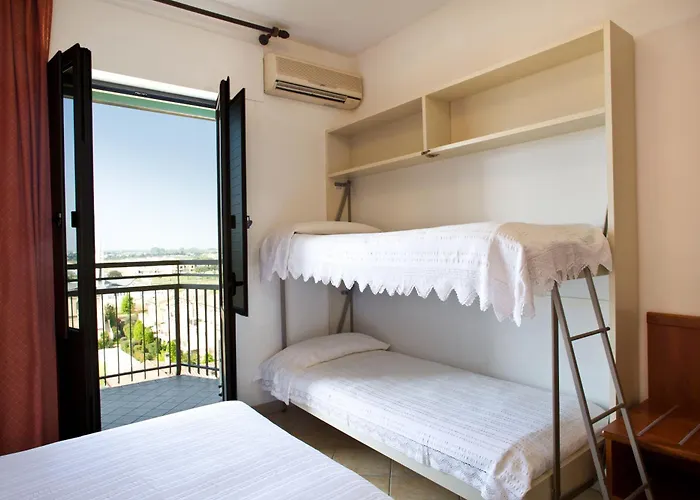 Hotel nahe College: Hotel Frank