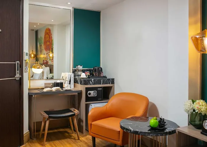 Aurora Premium - A Lifestyle Hotel