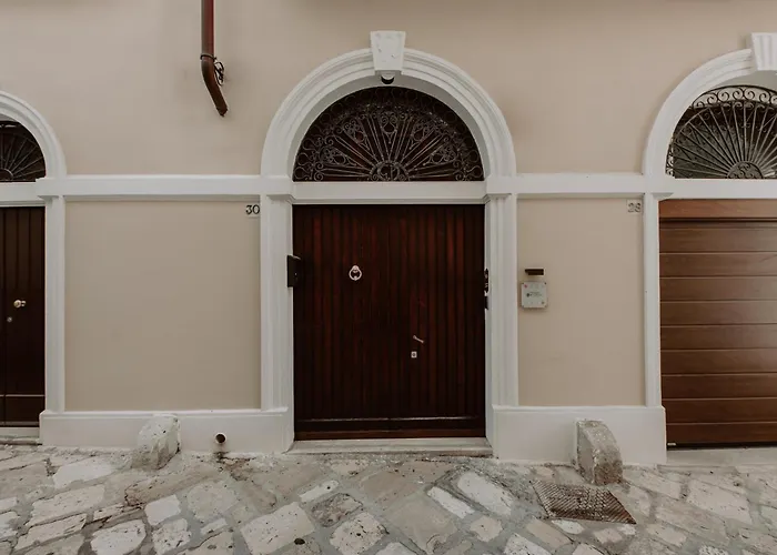Palazzo Pinto B&B
