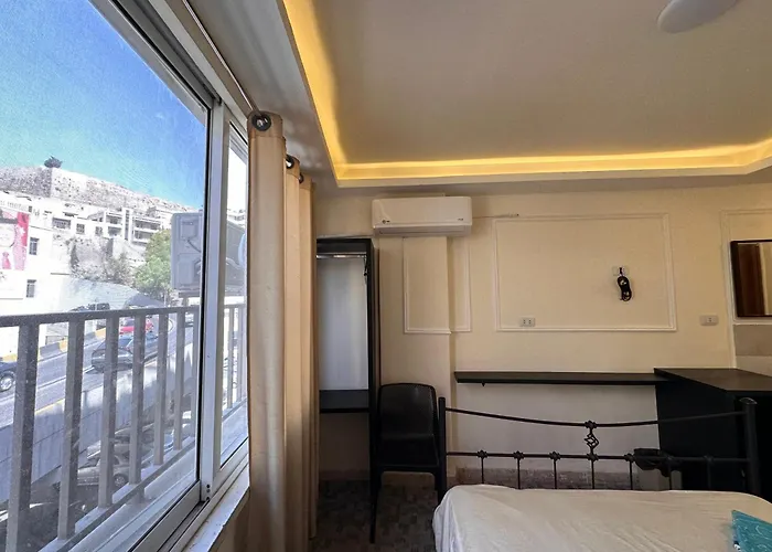 Nobel Hotel