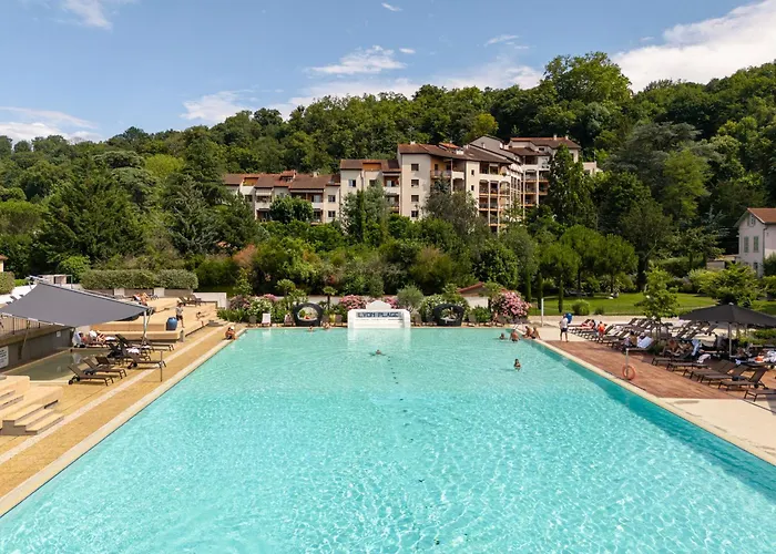 Jacuzzi-Hotel: Hotel Lyon Metropole & Spa
