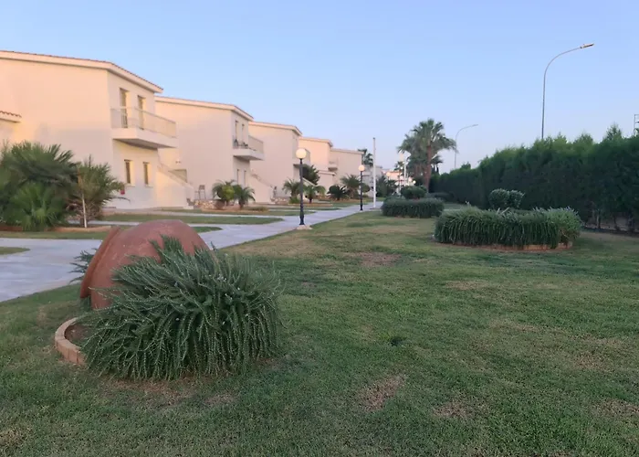  Nissiana & Bungalows