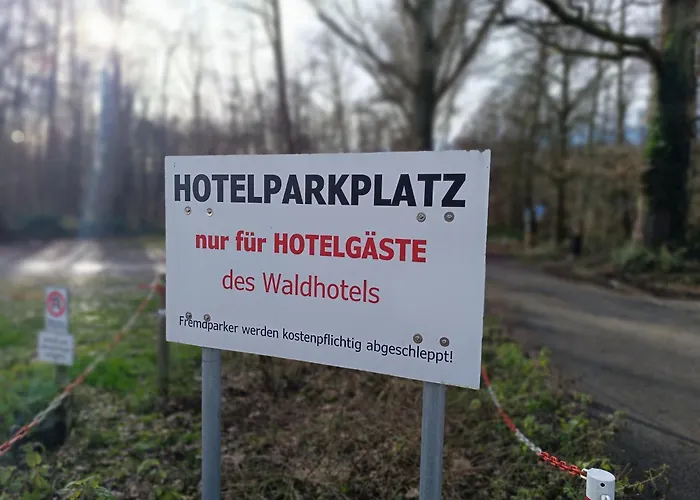 Günstiges Hotel: Waldhotel Unterbach