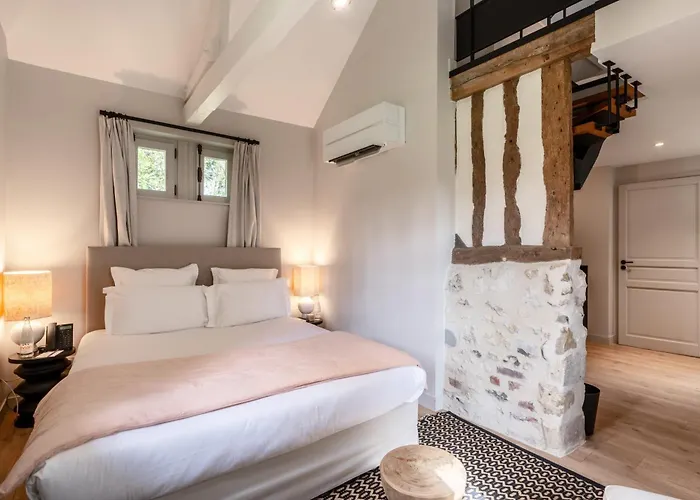 Jacuzzi-Hotel: Les Manoirs Des Portes De Deauville - Small Luxury Hotel Of The World