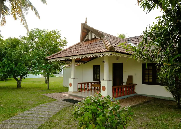 Palmgrove Lake Resort