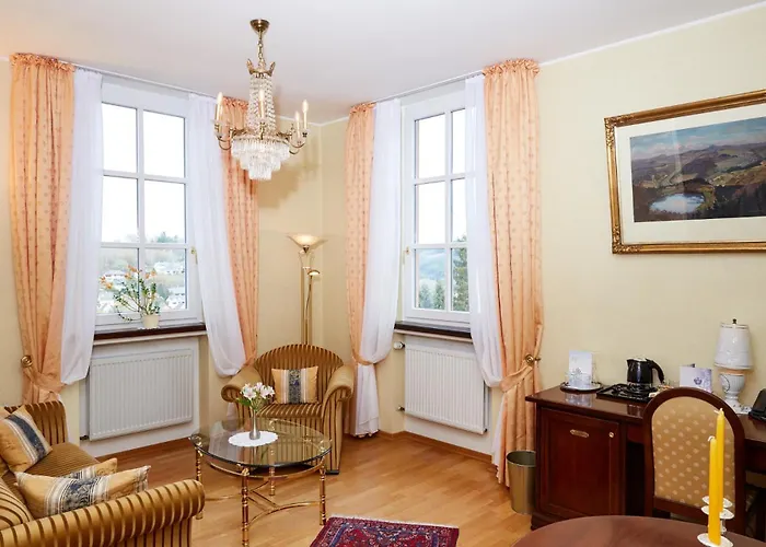 Schloßhotel Kurfürstliches Amtshaus Dauner Burg
