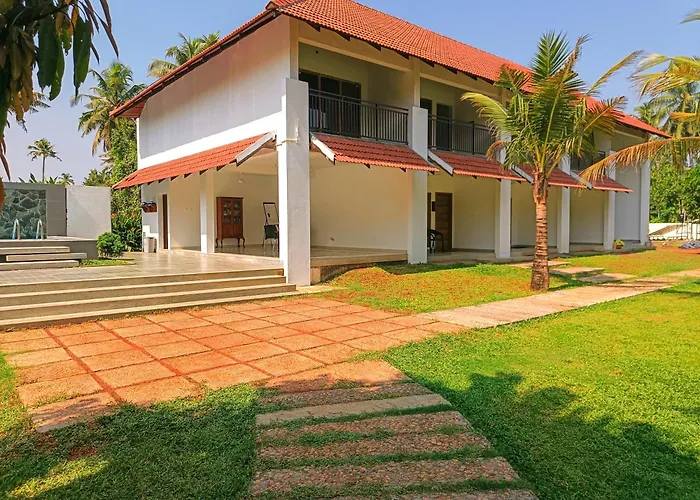Palmgrove Lake Resort