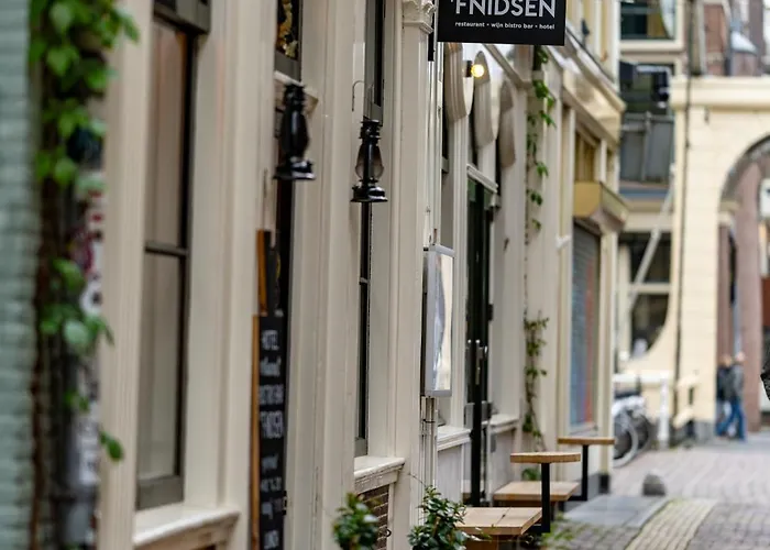 'T Fnidsen