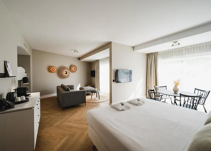 Hotel mit Aussicht: Van Der Valk Hotel Bloom Saint Aygulf