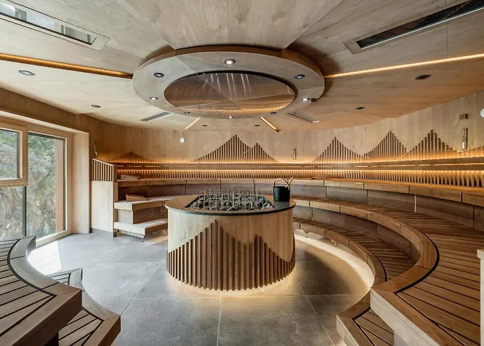 Resort: Das Central – Alpine . Luxury . Life