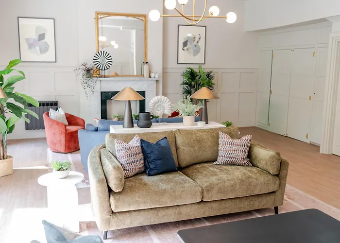 Günstiges Hotel: Grove House Hotel